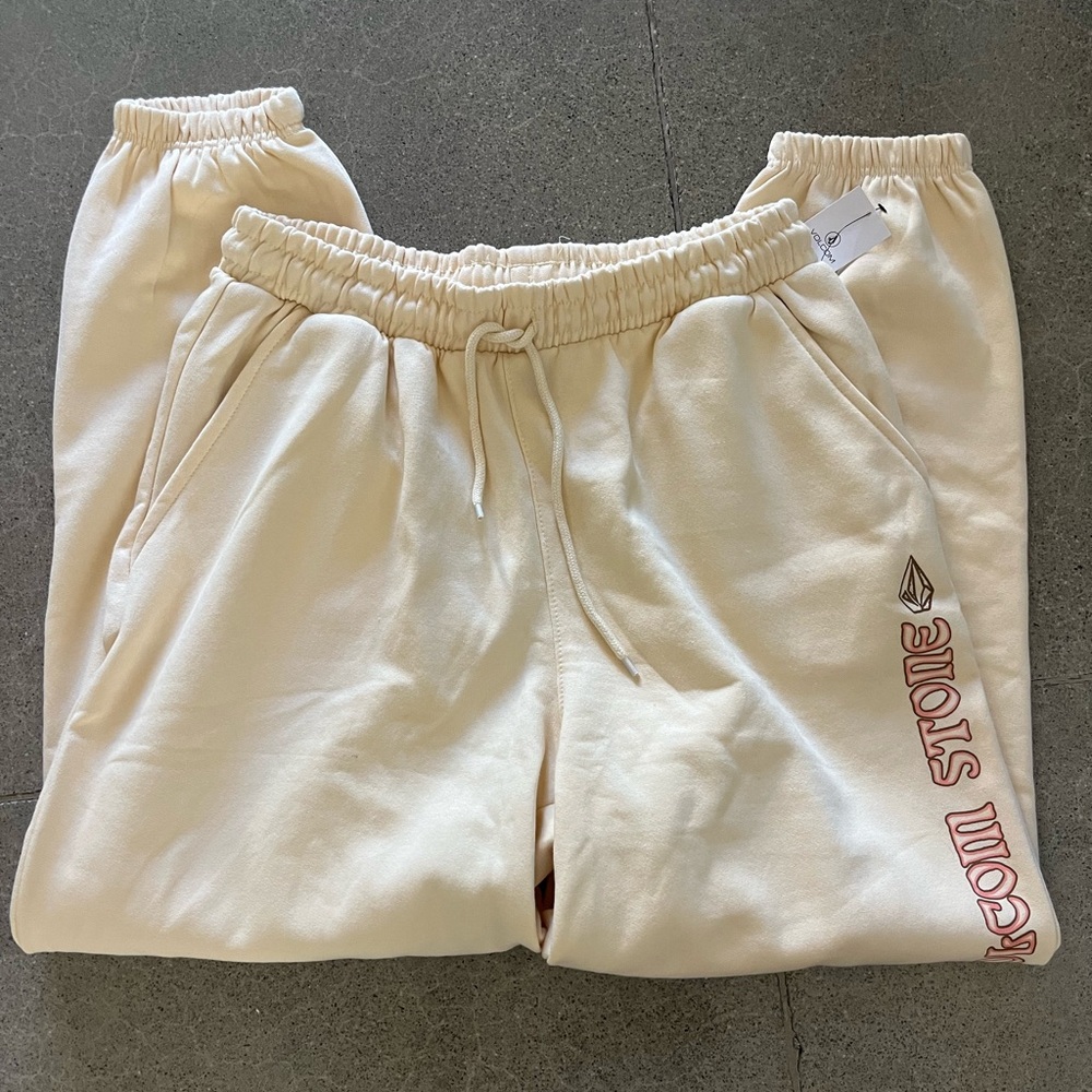 NWT Volcom Sweatpants